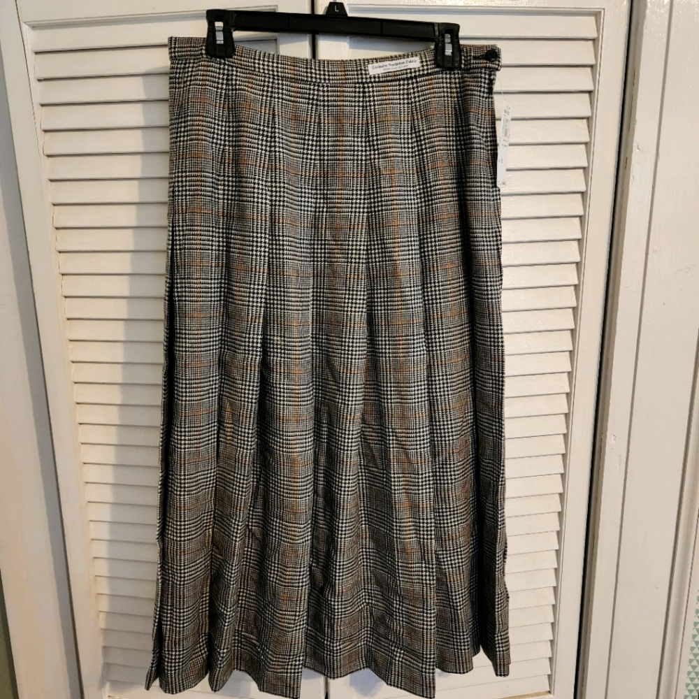 Vintage NWT Pendleton Pleated Black and White Plaid Skirt Size 12